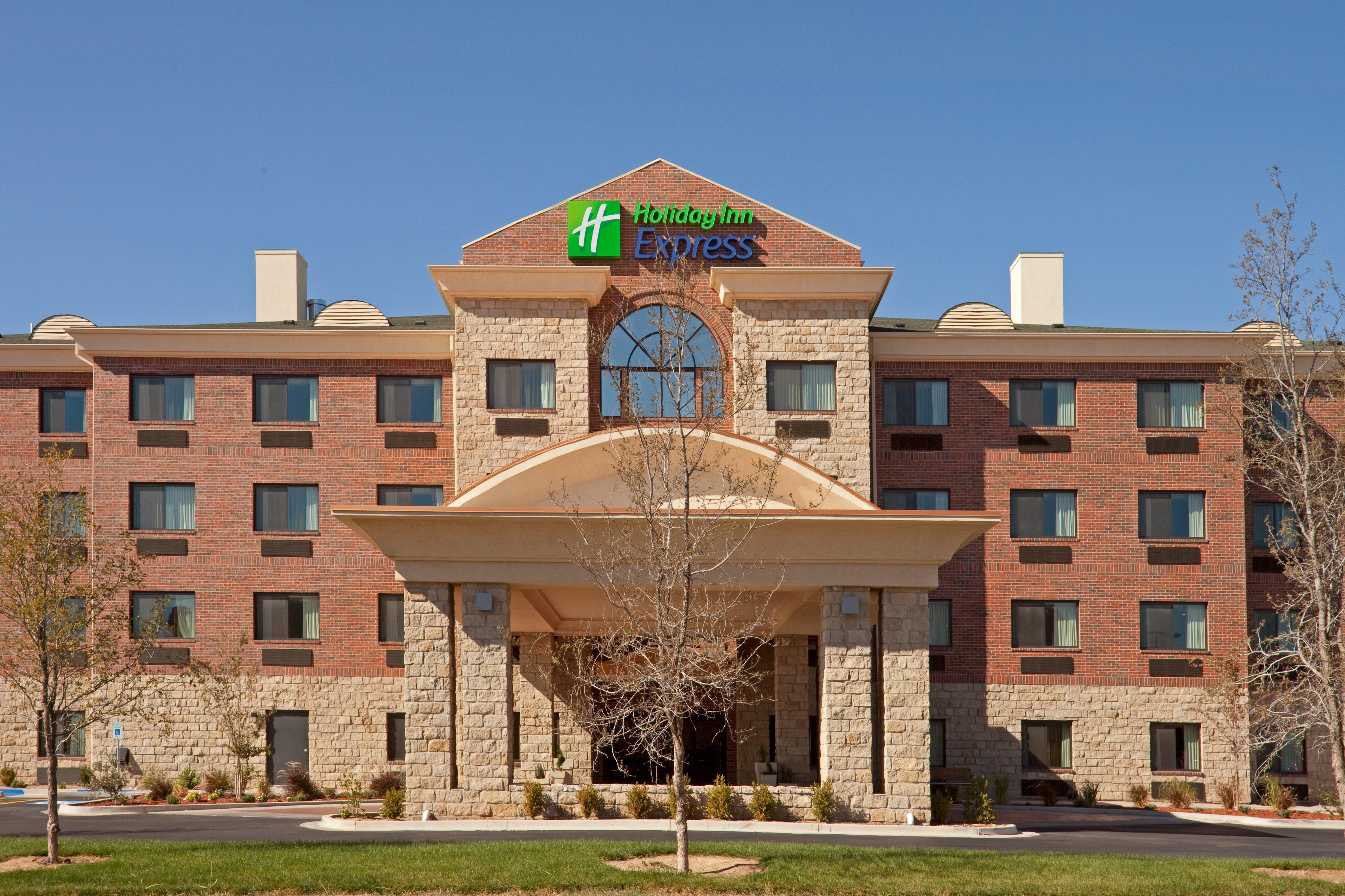 Holiday Inn Express & Suites Lubbock West, An Ihg Hotel Exterior photo